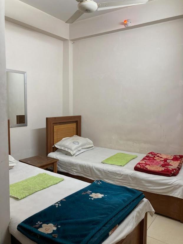 Hotel New Royal Palace Dhanmondi Dháka Exteriér fotografie